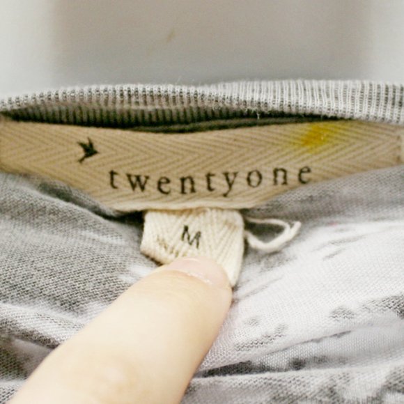 Twenty One T-Shirt Blouse Med Heathered Gray - Picture 6 of 7